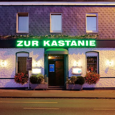 Zur Kastanie 3*