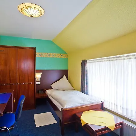 מלון Zur Kastanie מולהיים אן דר רור