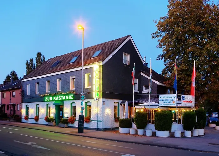 Zur Kastanie Hotel